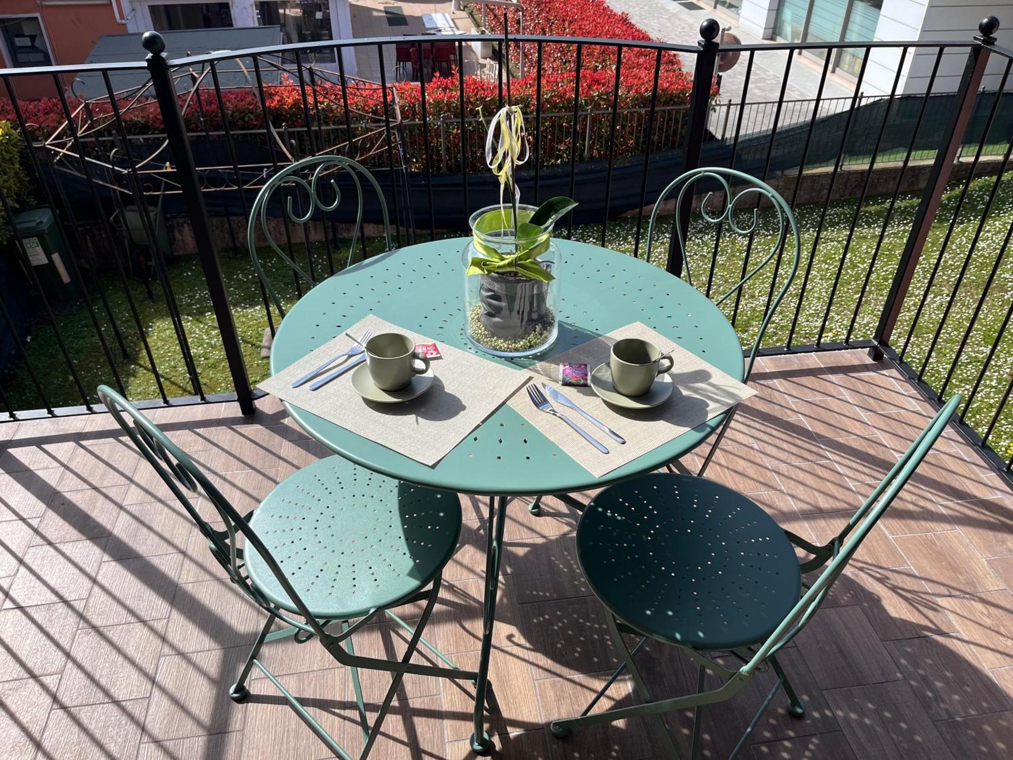 Al Cascinale Peschiera Del Garda Apartamento Exterior foto